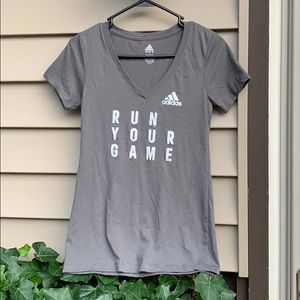 Adidas Run Your Game V-neck T-shirt New Gray nwot